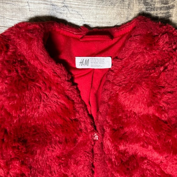 H&M Girls Faux Fur Jacket Cherry Red Furry Outerwear Coat Size 2-4 years Casual - Picture 6 of 10